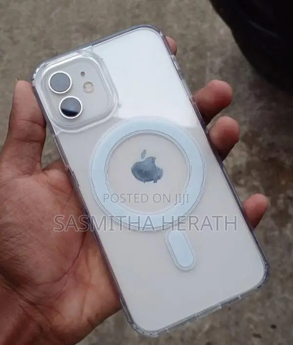 Apple iPhone 12 (Used)