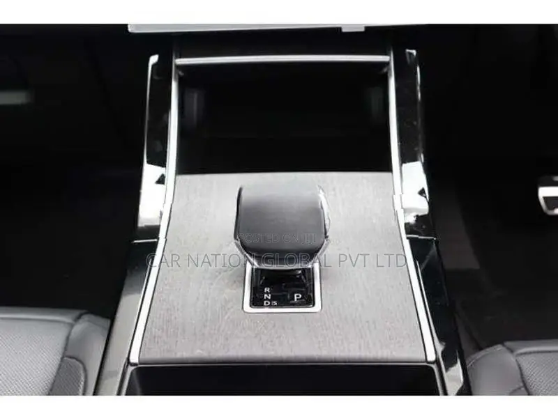 Land Rover Range Velar Dynamic SE P400e 2024