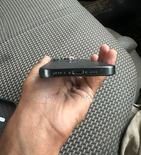 Apple iPhone 15 Pro (Used)