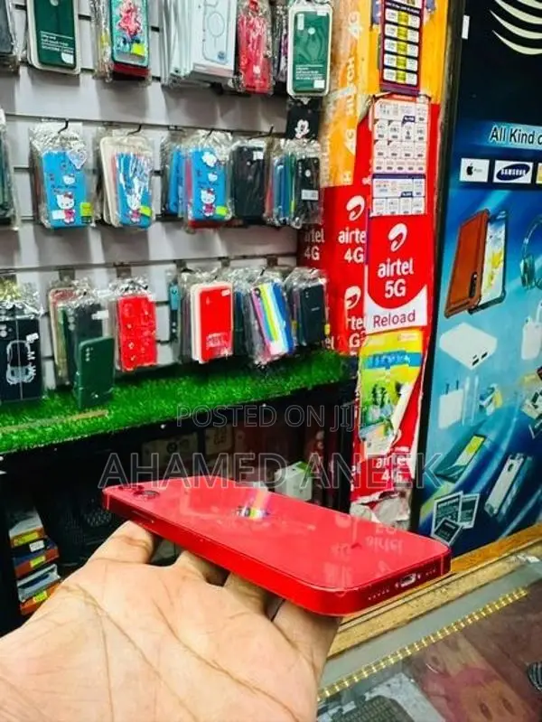 Apple iPhone 12 (Used)