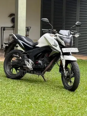 Honda CB Hornet 160r 2016