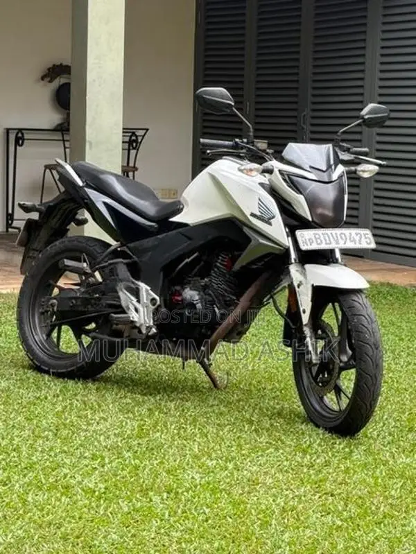 Honda CB Hornet 160r 2016
