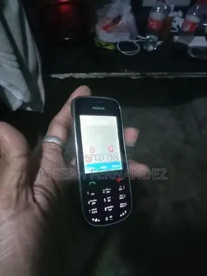 Nokia Button Phone (Used)