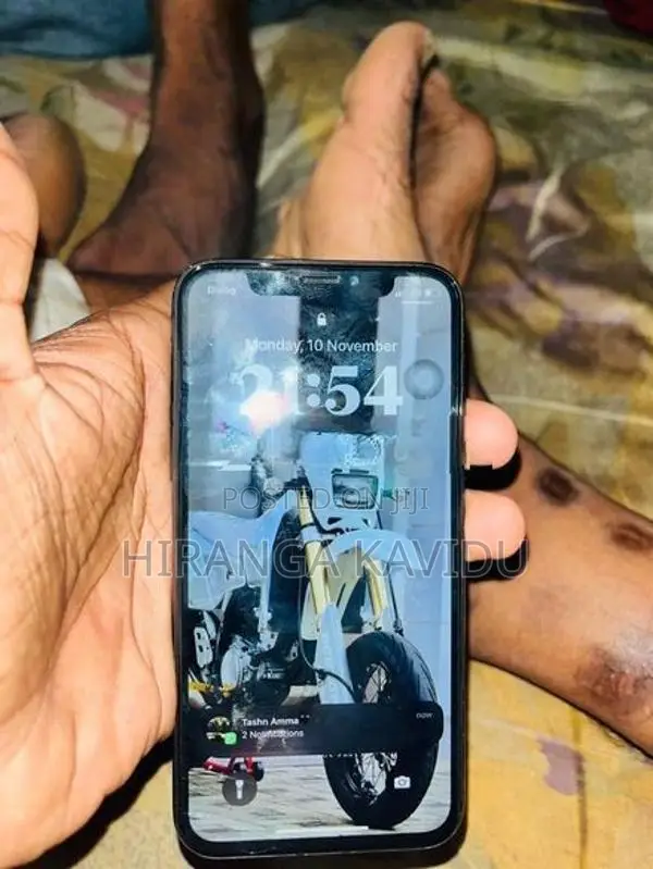 Apple iPhone X (Used)