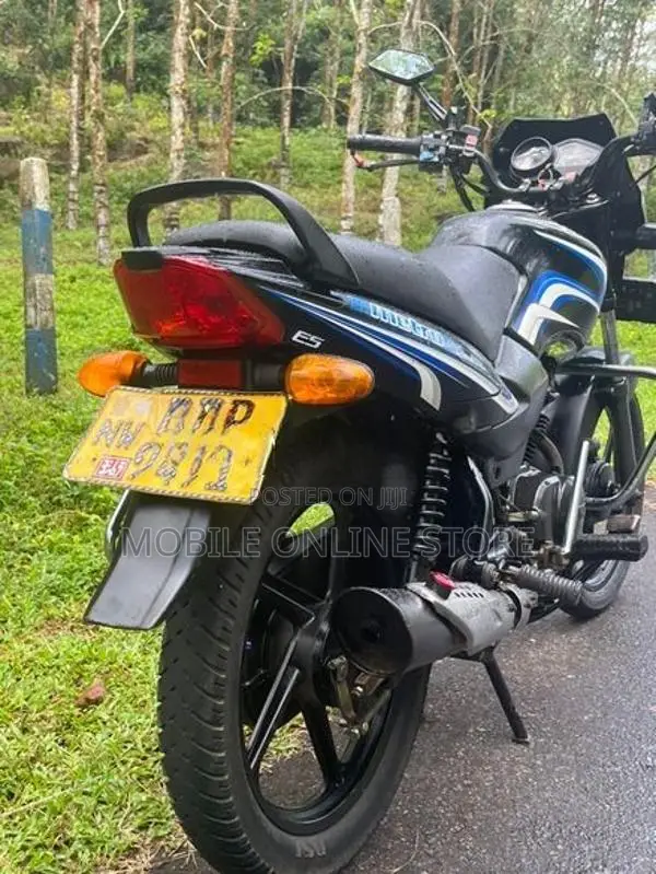 TVS Metro ES 2017
