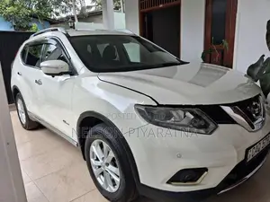 Nissan X-Trail 2016