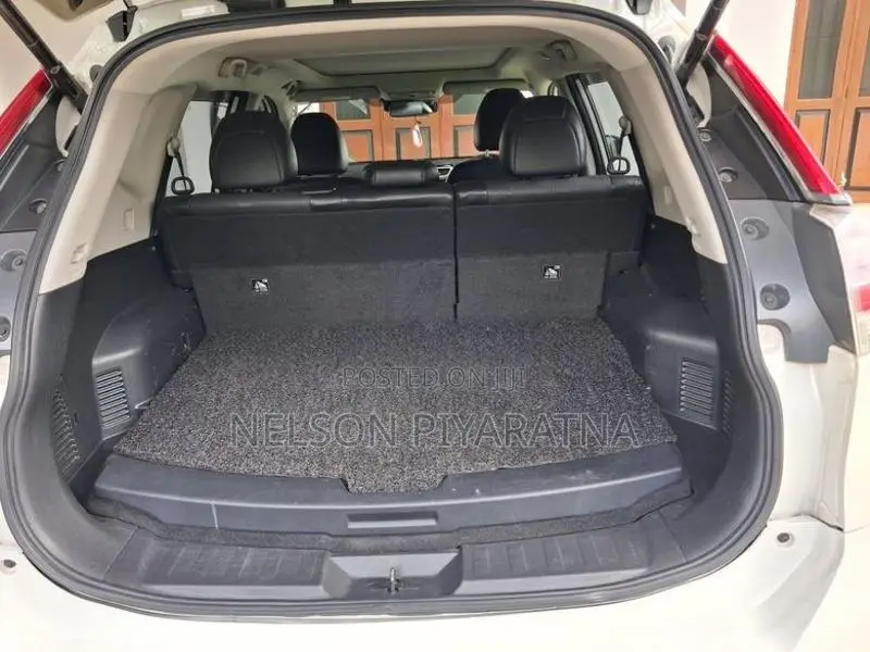 Nissan X-Trail 2016