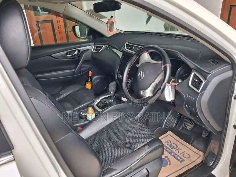 Nissan X-Trail 2016