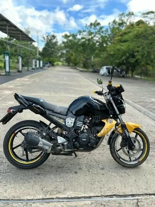 Yamaha FZS V1 2013