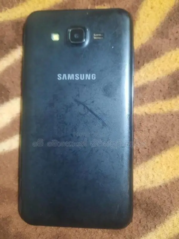 Samsung Galaxy J7 (Used)