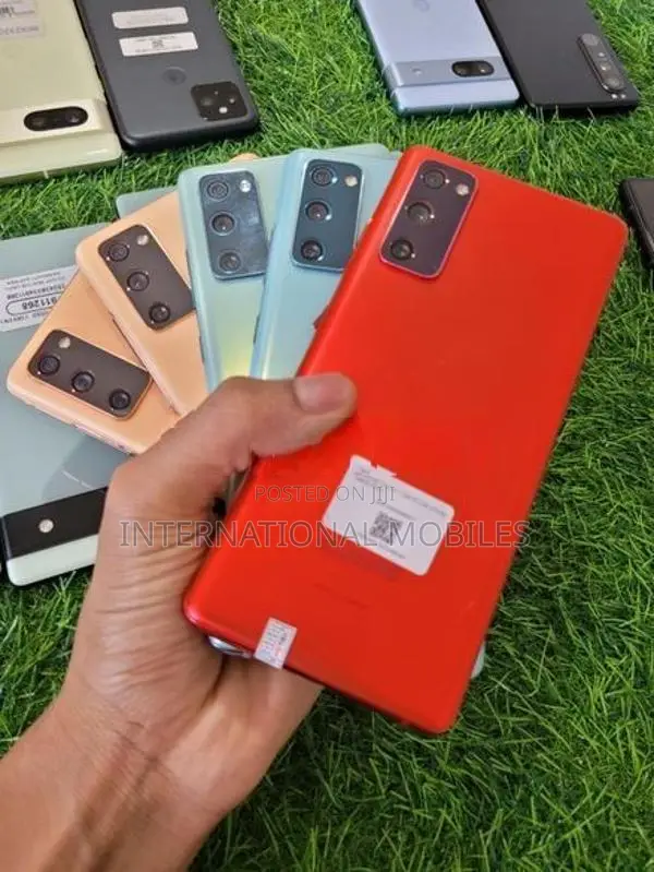 Samsung Galaxy S20FE 5G Fullset (Used)