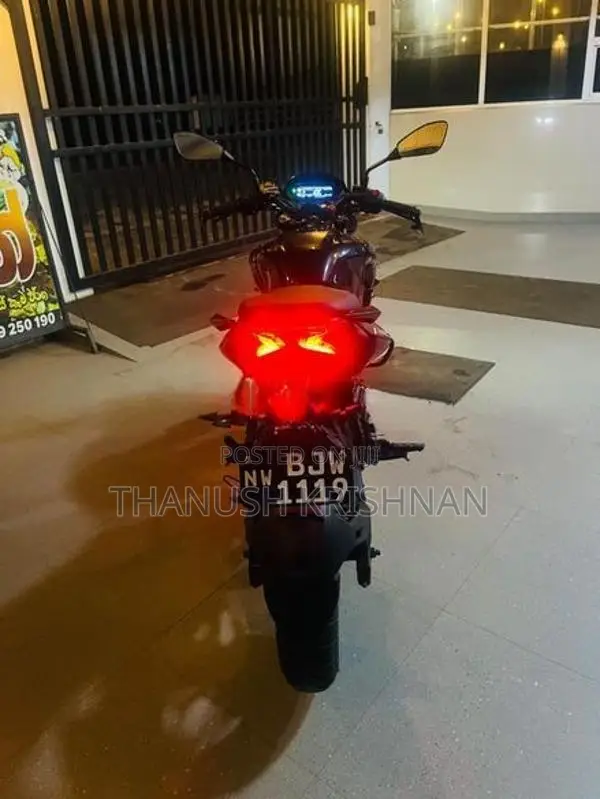 Bajaj Pulsar N160 Premium 2025