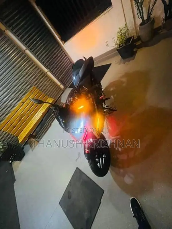 Bajaj Pulsar N160 Premium 2025