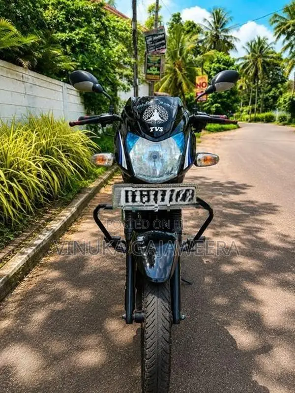 TVS Metro 2016