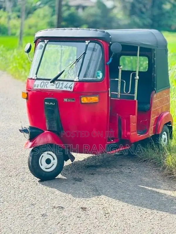 Bajaj RE 2009