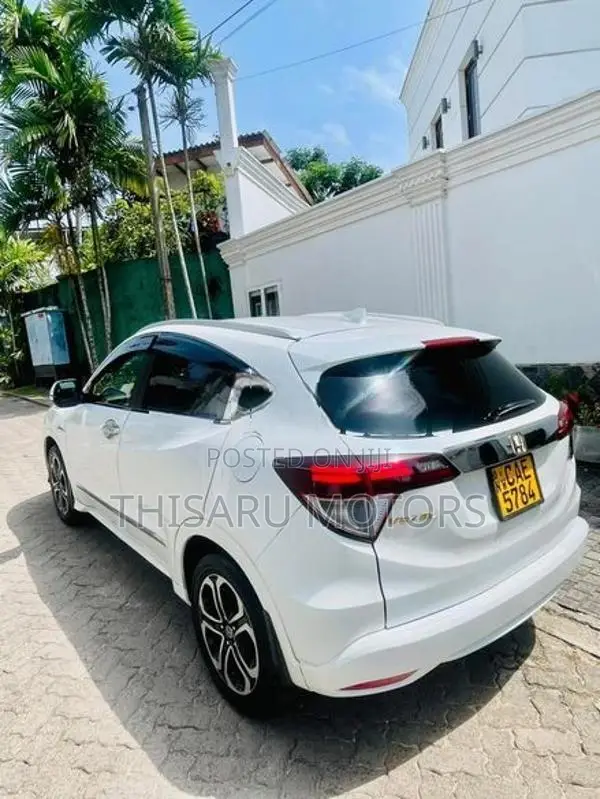 Honda Vezel Z ORANGE HIGHST SPEC 2015