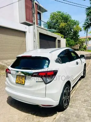 Honda Vezel Z ORANGE HIGHST SPEC 2015