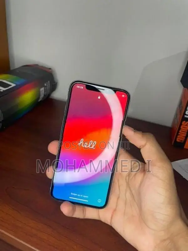 Apple iPhone XS (Used)