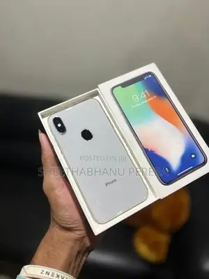 Apple iPhone X (Used)