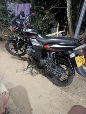 Bajaj Discover 125 2017