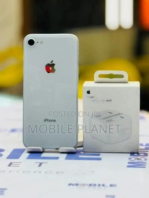 Apple iPhone 8 64GB (Used)
