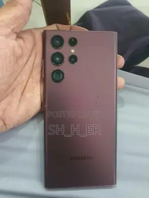 Samsung Galaxy S22 Ultra (Used)