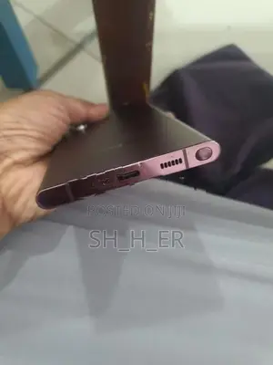 Samsung Galaxy S22 Ultra (Used)