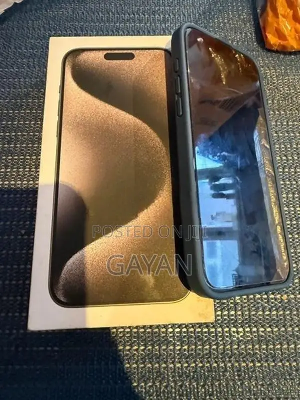 Apple iPhone 15 Pro Max (Used)