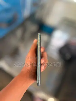 Apple iPhone 11 Pro (Used)