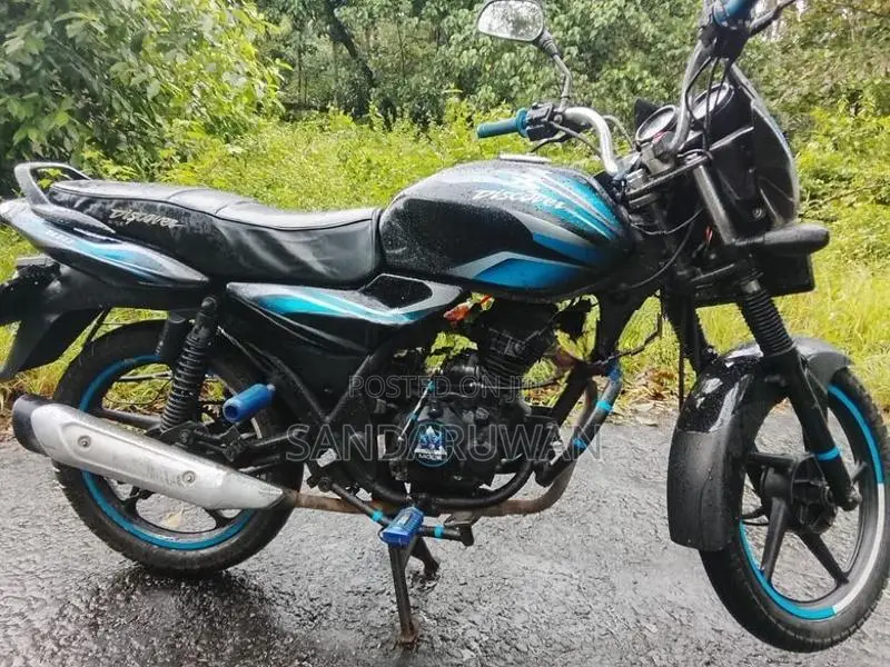 Bajaj Discover 2016