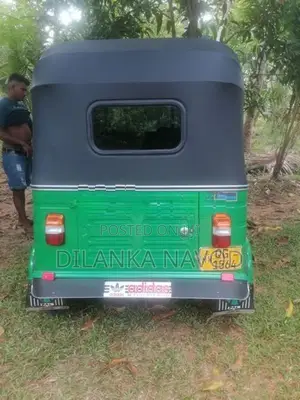 Bajaj RE 2006