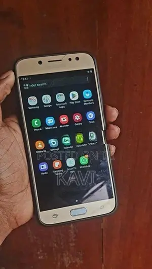 Samsung Galaxy J7 Pro (Used)