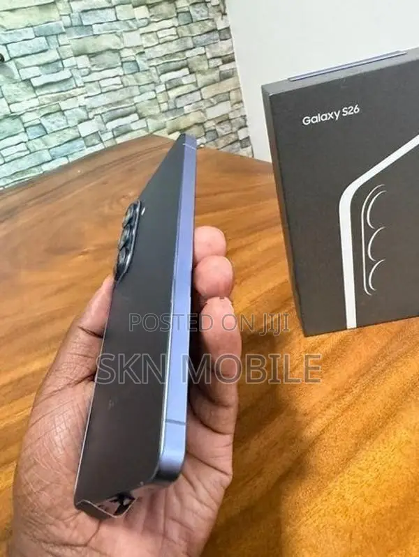 Samsung Galaxy S26 12GB 256GB 5G (Used)