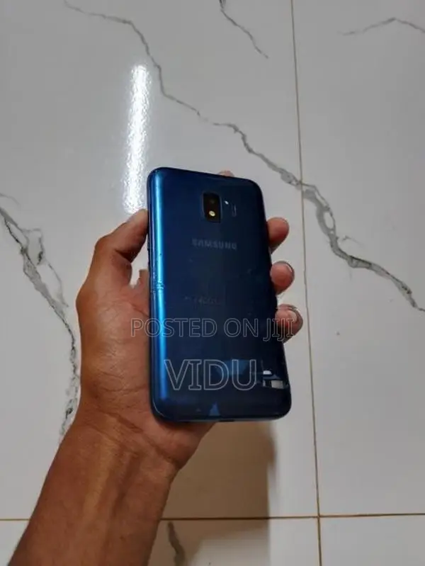 Samsung Galaxy A2 Core (Used)