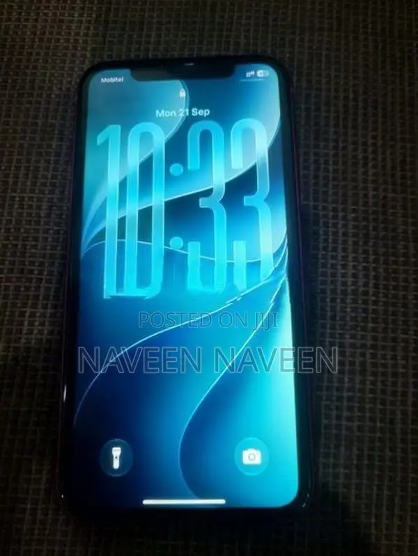 Apple iPhone 11 (Used)