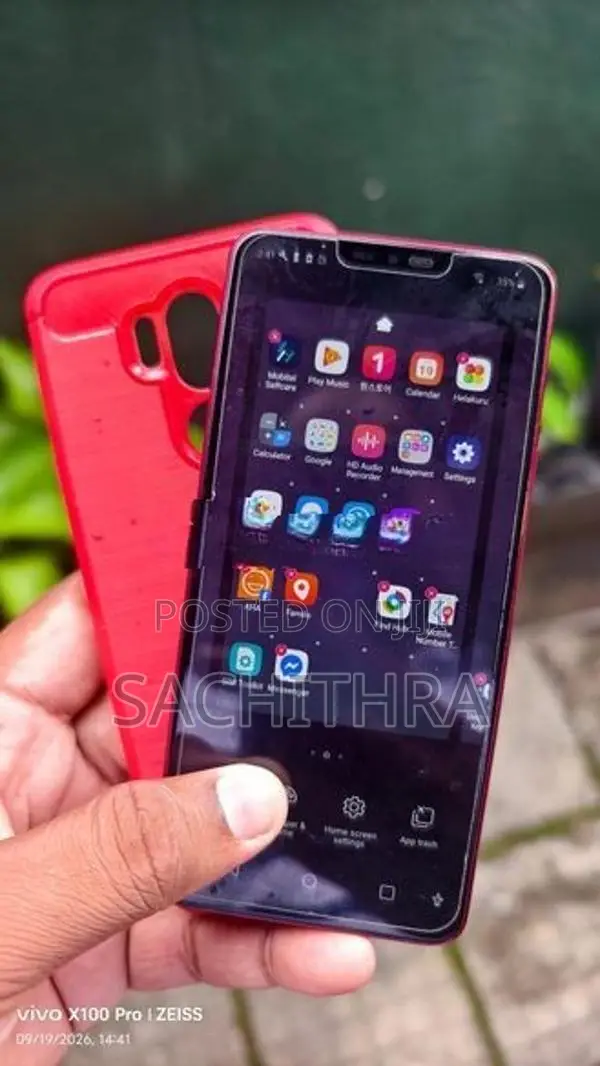 LG Q9 4GB 64GB (Used)