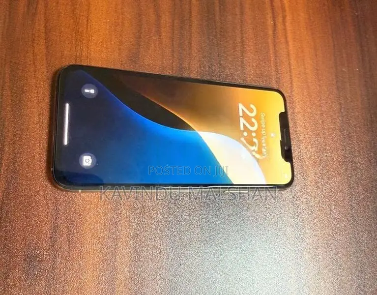 Apple iPhone XS 256GB (Used)
