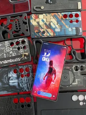 Samsung Galaxy S25 (Used)