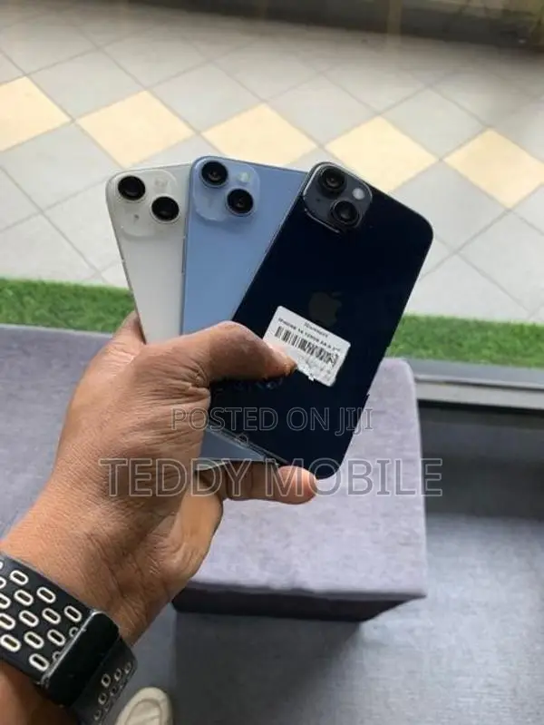 Apple iPhone 14 (Used)
