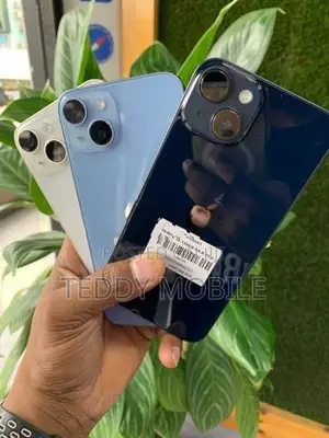 Apple iPhone 14 (Used)