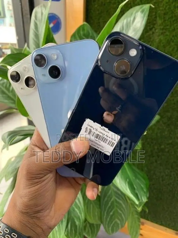 Apple iPhone 14 (Used)