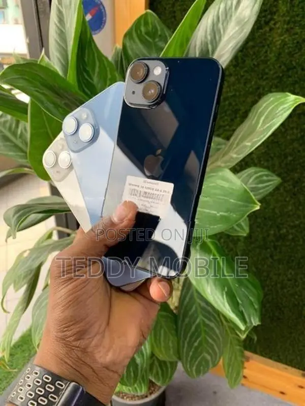 Apple iPhone 14 (Used)