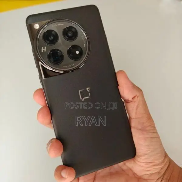 OnePlus 12 (Used)
