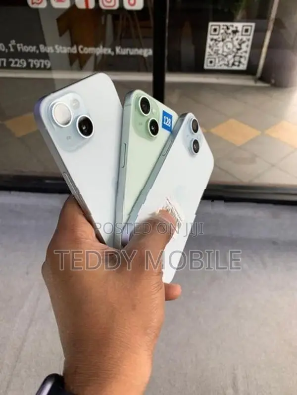 Apple iPhone 15 (Used)