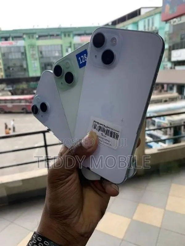 Apple iPhone 15 (Used)