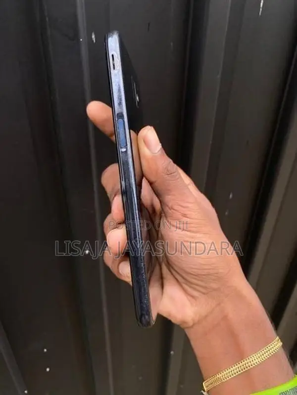 Samsung Galaxy J6+ (Used)