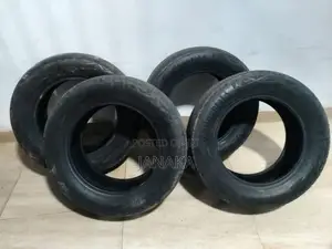 1956515Tyres for Car