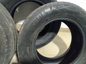 1956515Tyres for Car