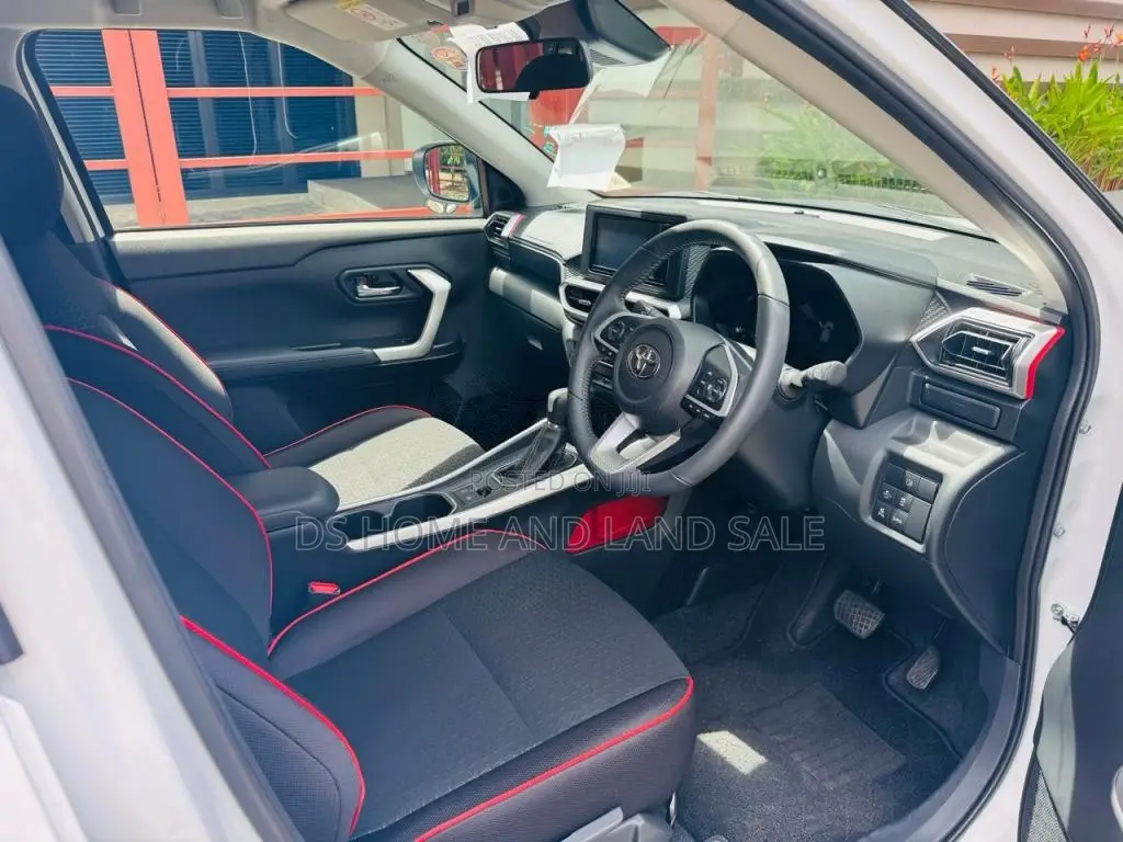 Toyota Raize 2025 SUV Unregistered (Recondition)