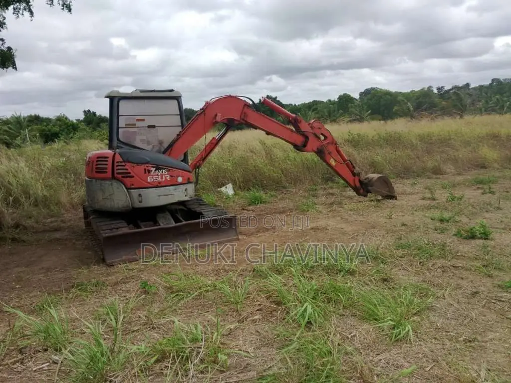 Hitachi 65 2007 Heavy-Duty (Used)